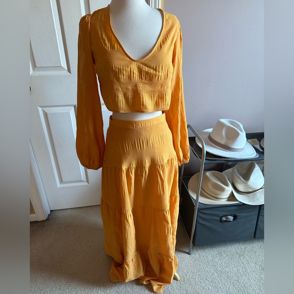 NWT VICI X Caitlyn Orange Maxi Skirt set